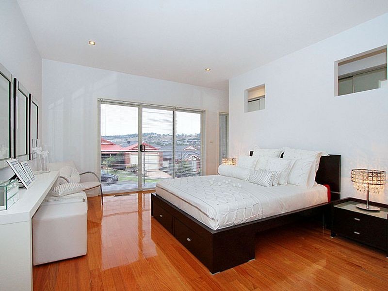 37 Elysee Avenue, South Morang VIC 3752