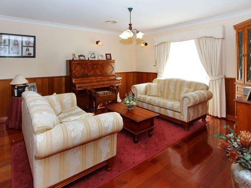 4 Possum Place, South Morang VIC 3752