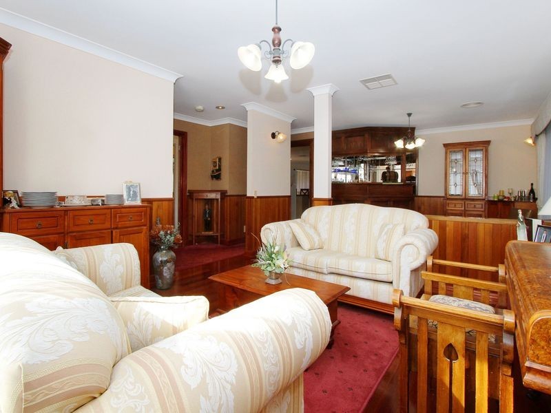 4 Possum Place, South Morang VIC 3752