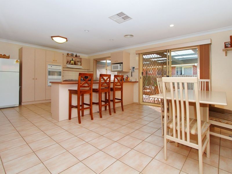 4 Possum Place, South Morang VIC 3752