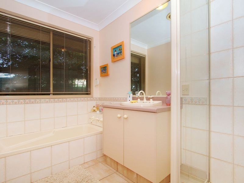 4 Possum Place, South Morang VIC 3752