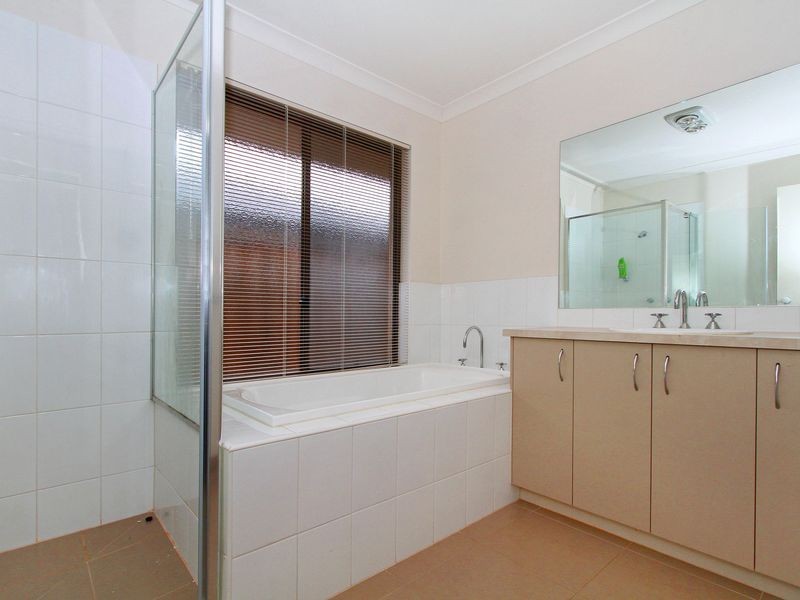 5 Positano Way, Lalor VIC 3075