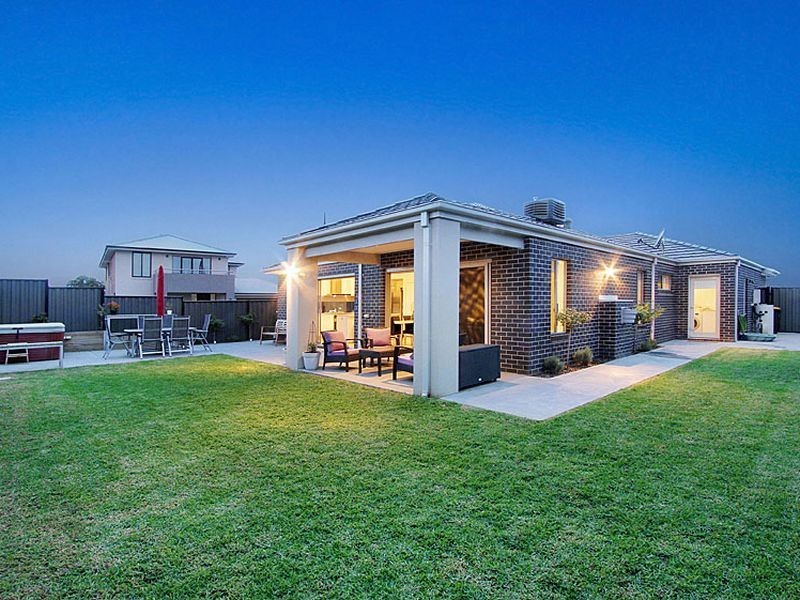 2 Clyde Road, Mernda VIC 3754