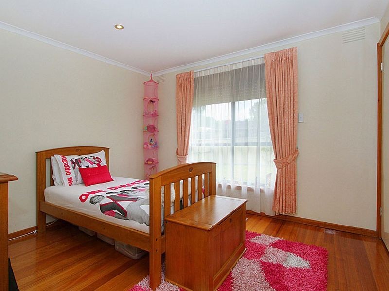 1 Fraser Close, Mill Park VIC 3082