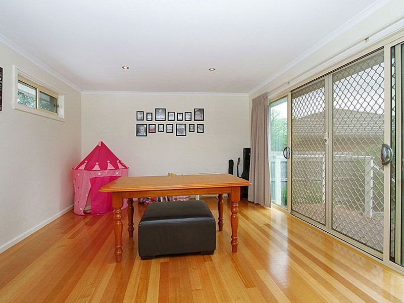 1 Fraser Close, Mill Park VIC 3082