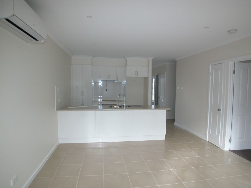 2/31A Mansfield Street, Epping VIC 3076