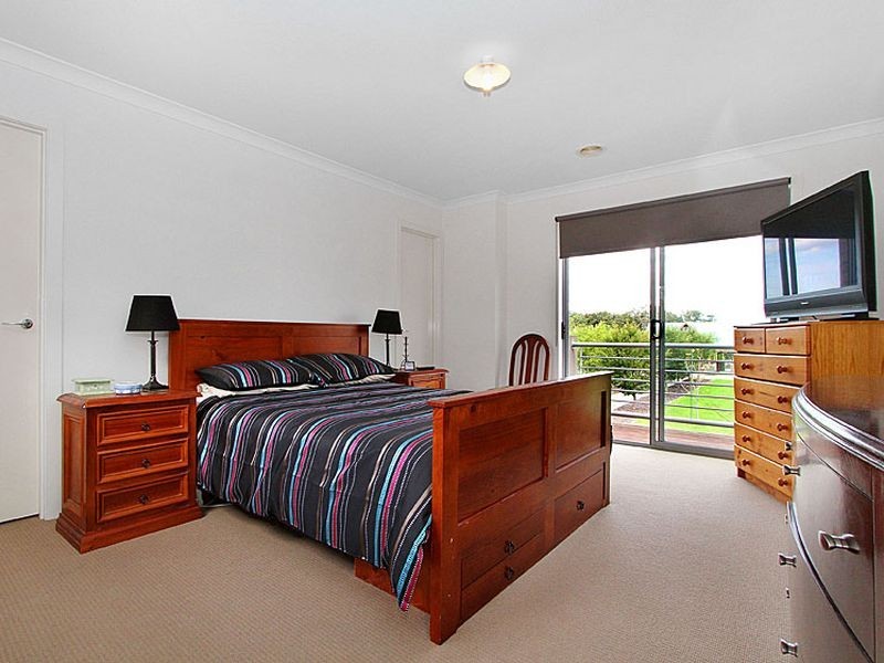9 Hampden Green, South Morang VIC 3752