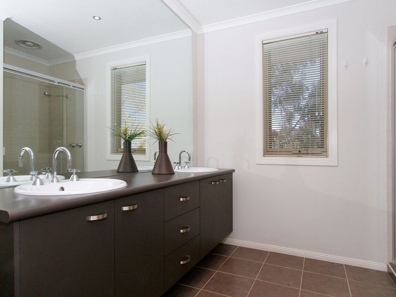 10 Waterview Drive, Mernda VIC 3754