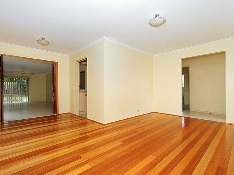13 Marsden Court, Mill Park VIC 3082