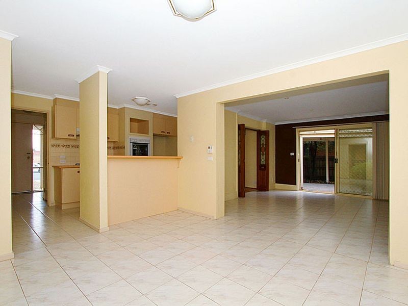 13 Marsden Court, Mill Park VIC 3082