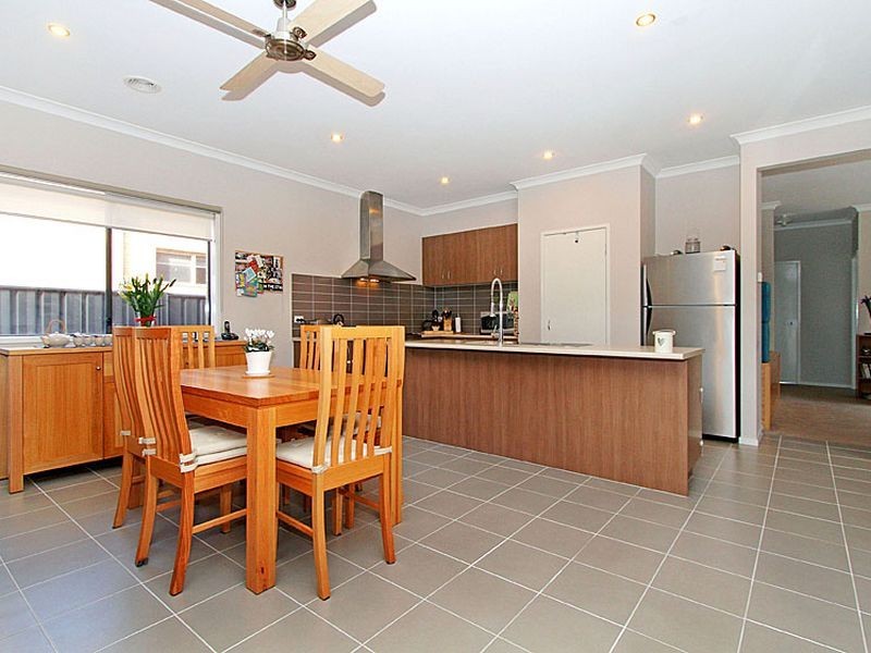 49 Panton Gap Drive, South Morang VIC 3752