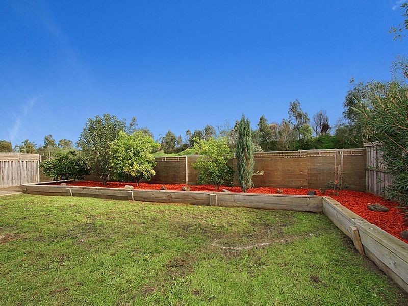 98 Bramble Crescent, Bundoora VIC 3083