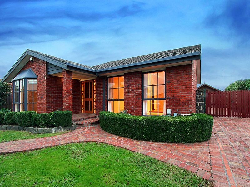 36 Centenary Drive, Mill Park VIC 3082