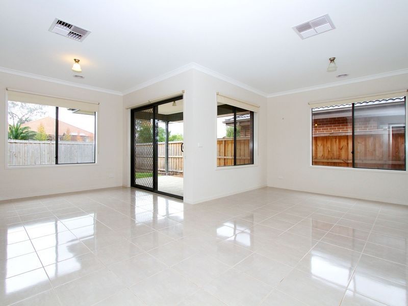 48 Laurence Street, Doreen VIC 3754