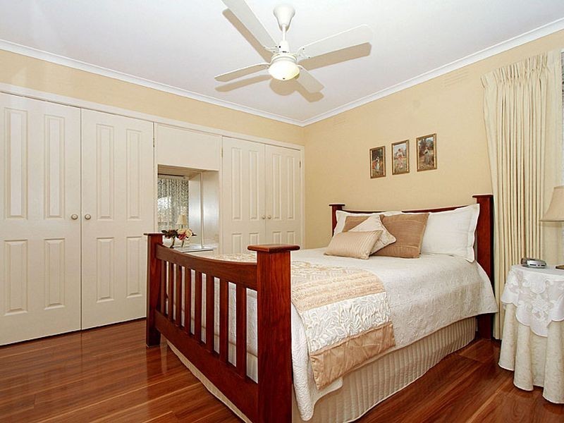 3 Ronald Court, Watsonia VIC 3087