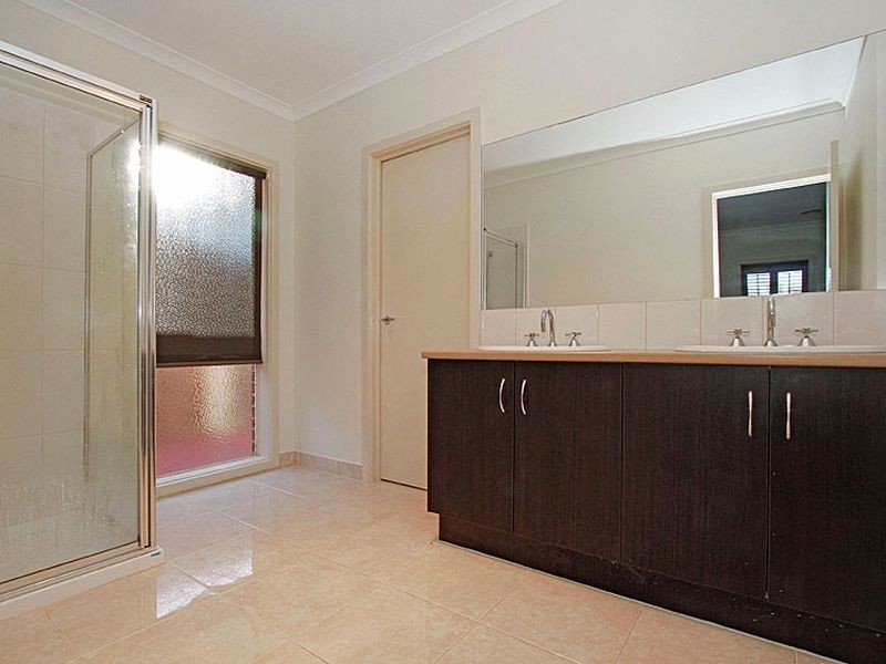 23 Senecio Drive, Doreen VIC 3754