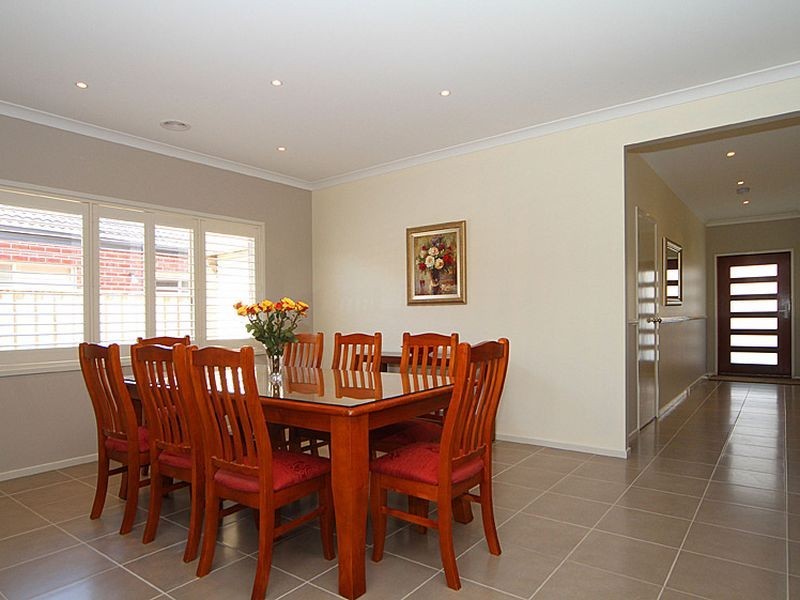 12 Brindabella Green, Mernda VIC 3754