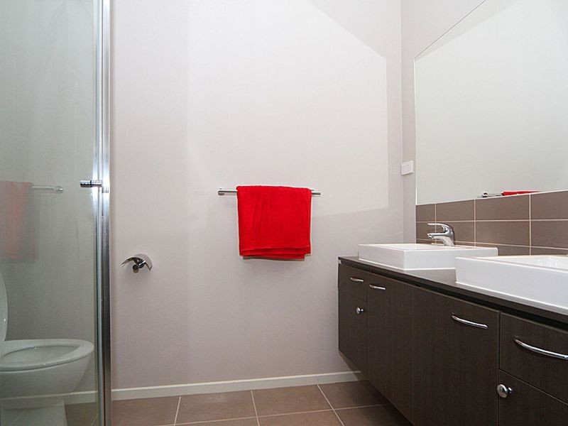 12 Brindabella Green, Mernda VIC 3754