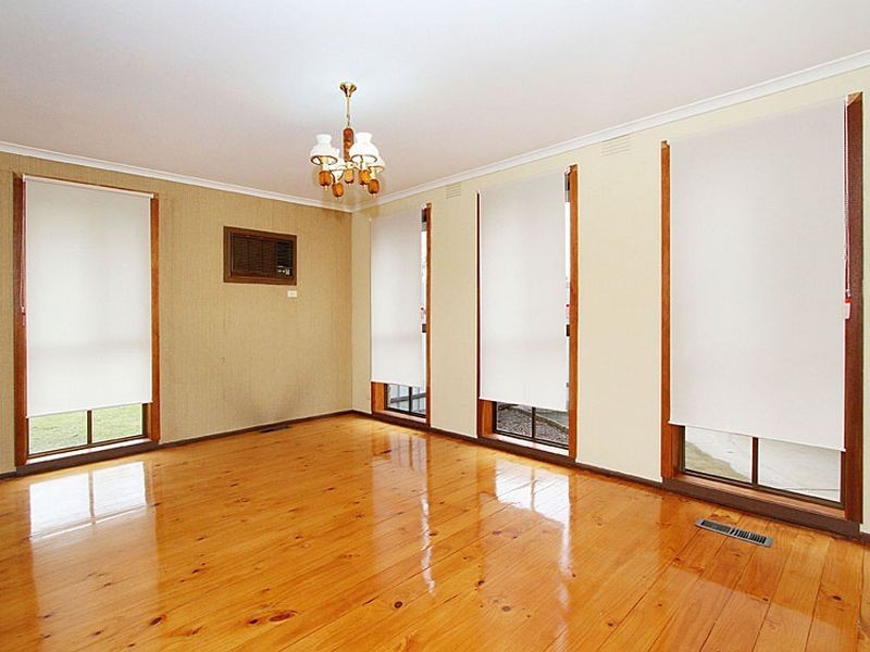 1 Sussex Court, Mill Park VIC 3082