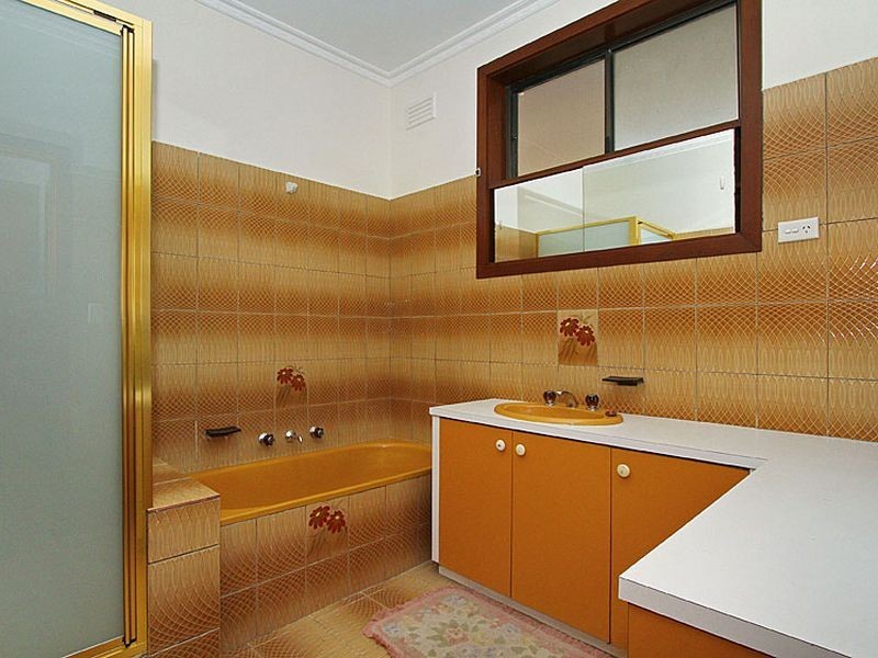 2 Springfield Court, Mill Park VIC 3082