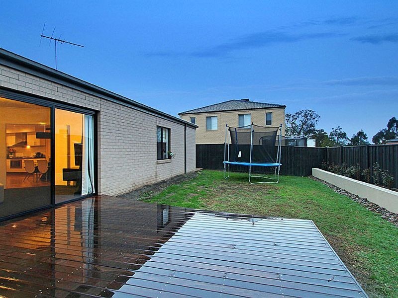 20 Basken Drive, South Morang VIC 3752