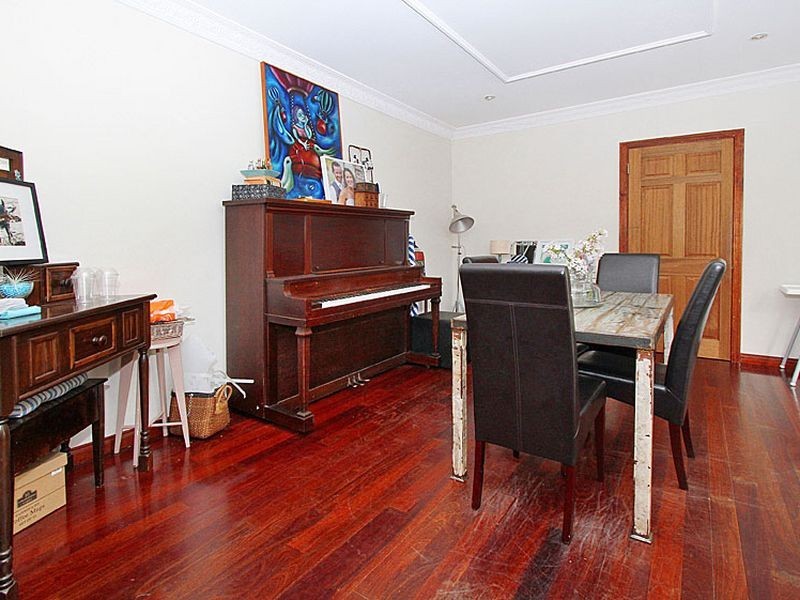 16 McCarthy Grove, Montmorency VIC 3094