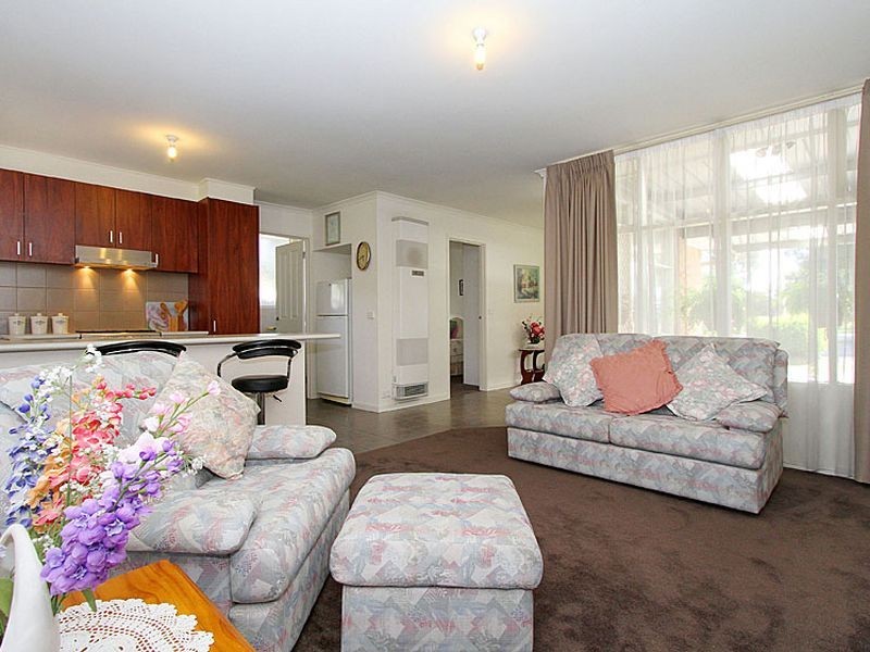 2/80 Reid Street, South Morang VIC 3752