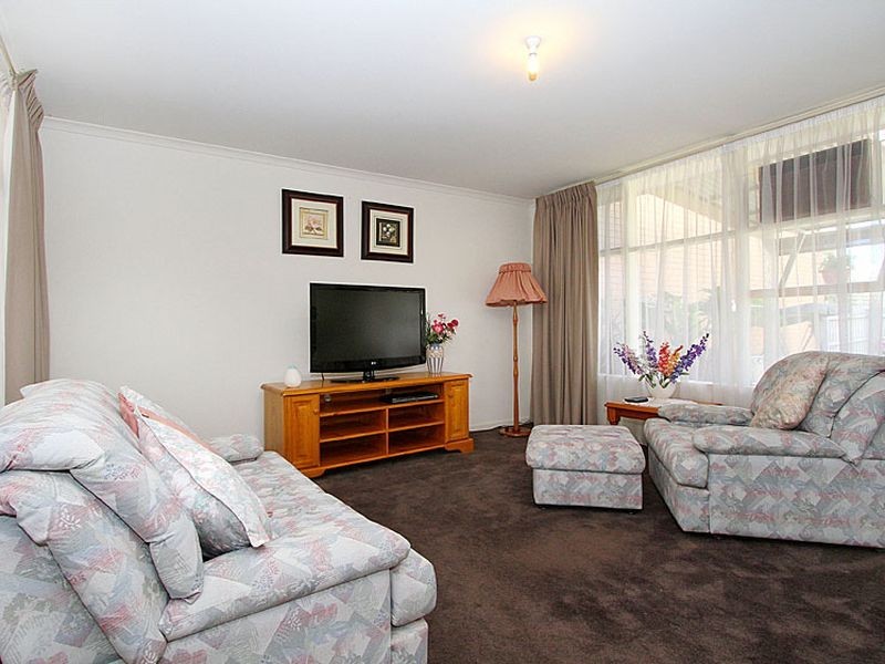 2/80 Reid Street, South Morang VIC 3752