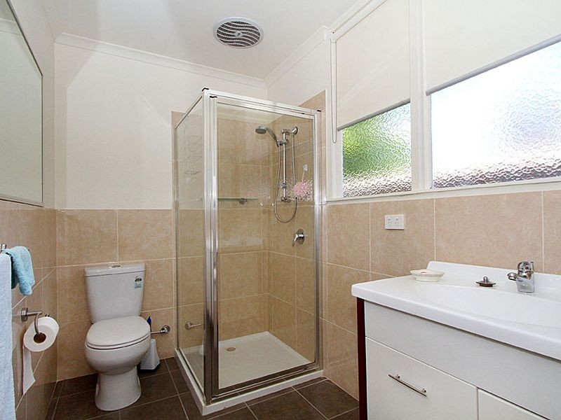 2/80 Reid Street, South Morang VIC 3752