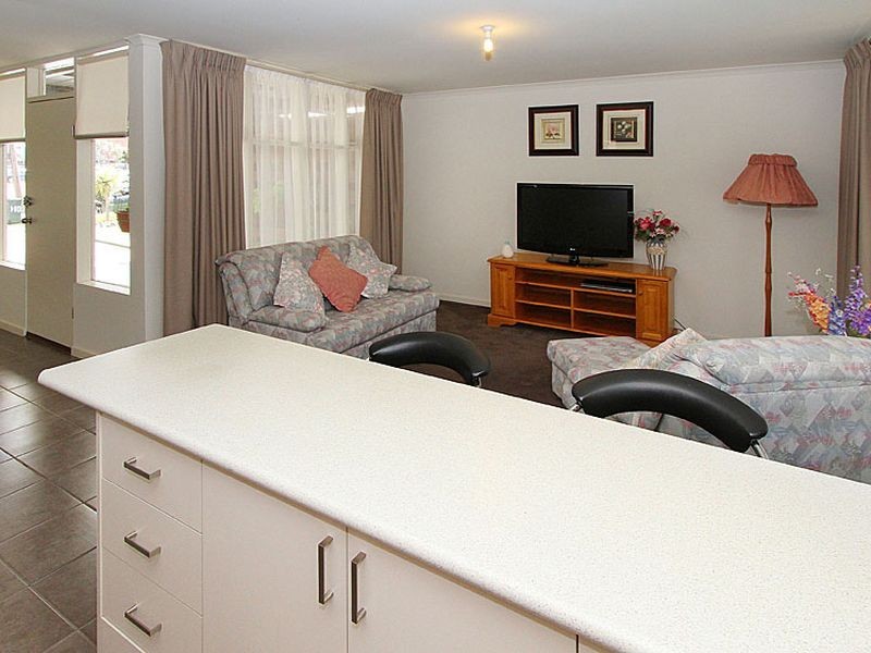 2/80 Reid Street, South Morang VIC 3752