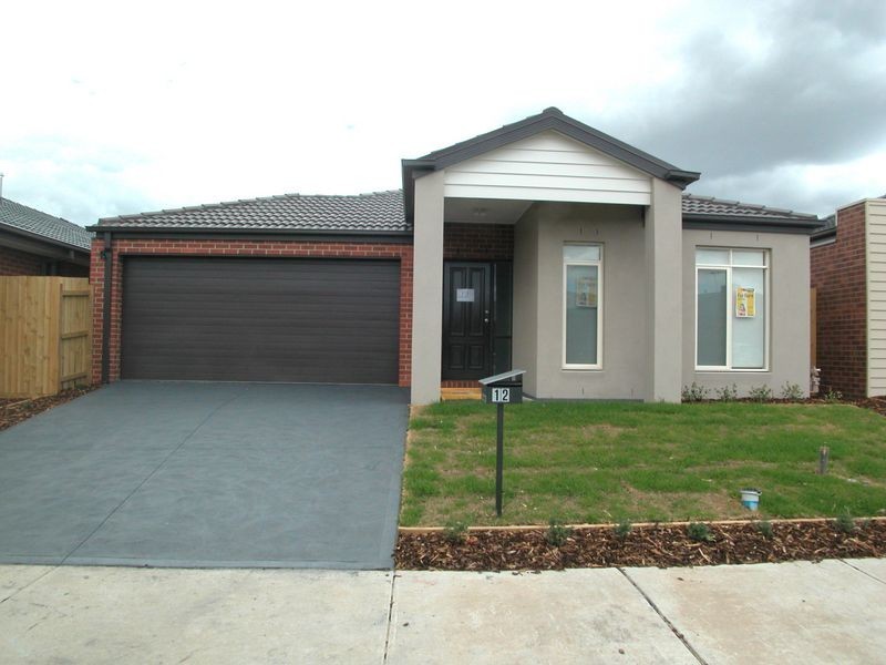 12 Spirit Avenue, Doreen VIC 3754