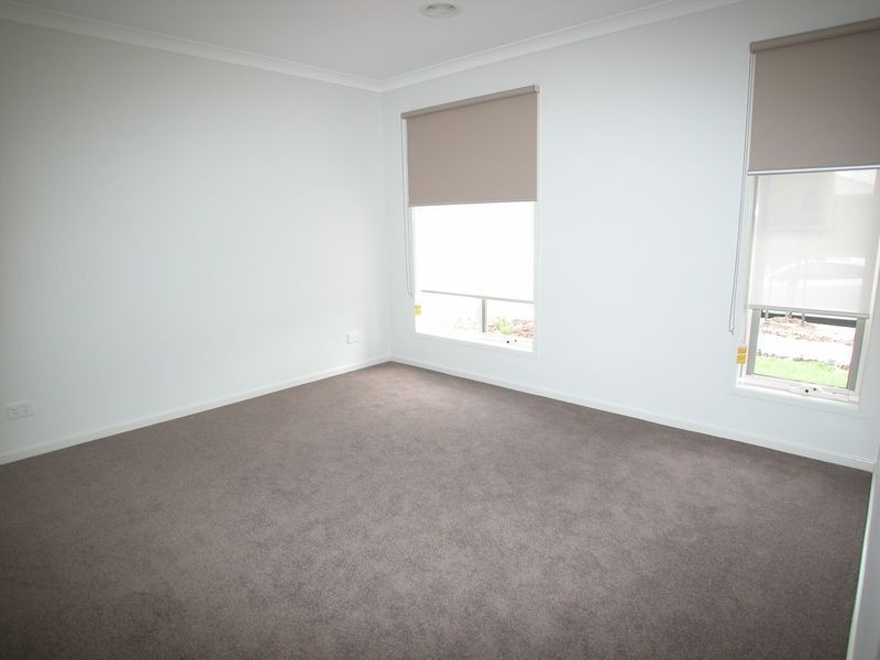 12 Spirit Avenue, Doreen VIC 3754