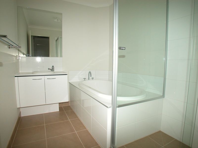 12 Spirit Avenue, Doreen VIC 3754