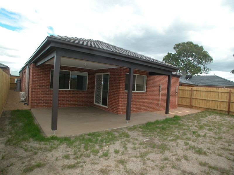 12 Spirit Avenue, Doreen VIC 3754