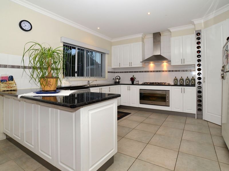 4 Coachman Way, South Morang VIC 3752