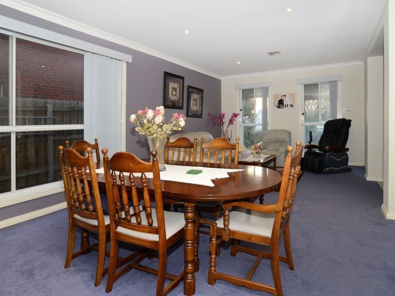 4 Coachman Way, South Morang VIC 3752