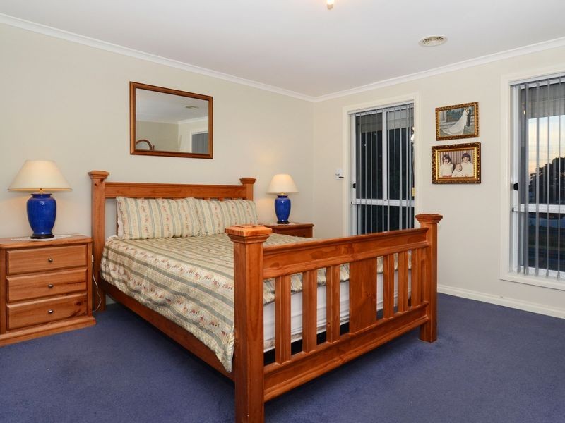 4 Coachman Way, South Morang VIC 3752