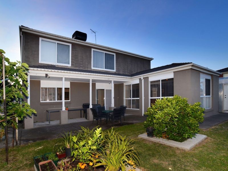 4 Coachman Way, South Morang VIC 3752