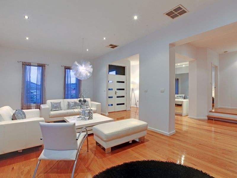 37 Elysee Avenue, South Morang VIC 3752