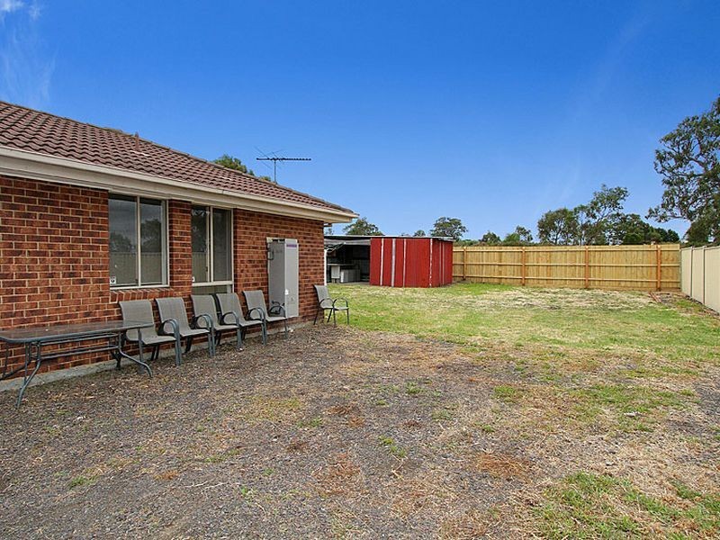 44 Carbon Crescent, Mill Park VIC 3082