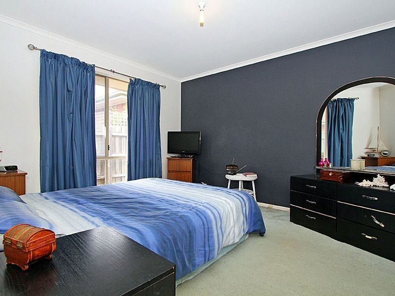 44 Carbon Crescent, Mill Park VIC 3082