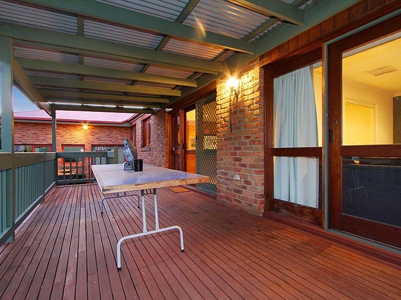 113 Telopea Crescent, Mill Park VIC 3082