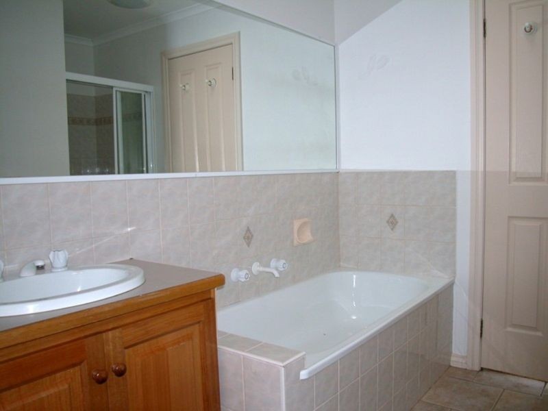 6C Buick Crescent, Mill Park VIC 3082