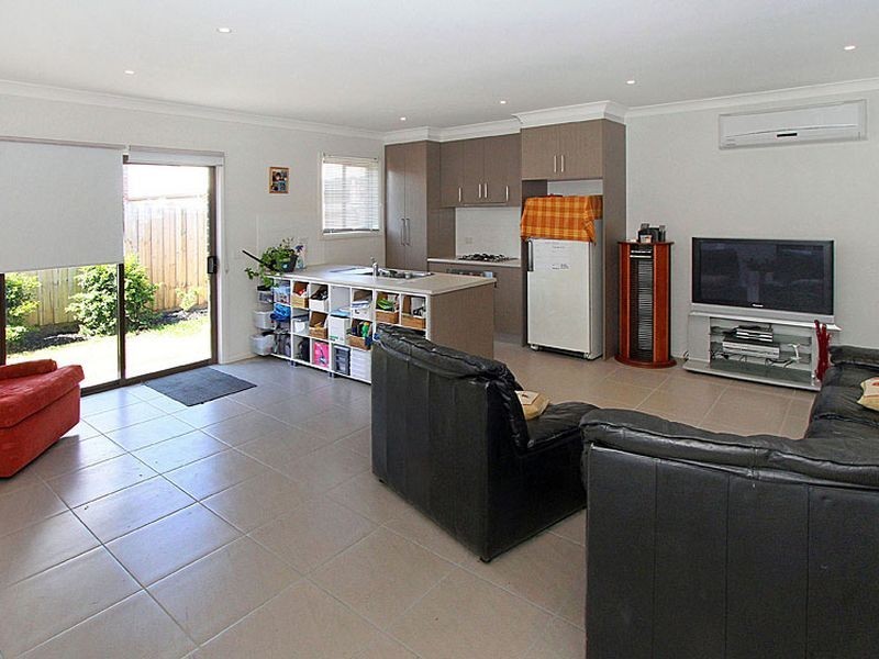 2-59 Craigmoor Crescent, Mernda VIC 3754