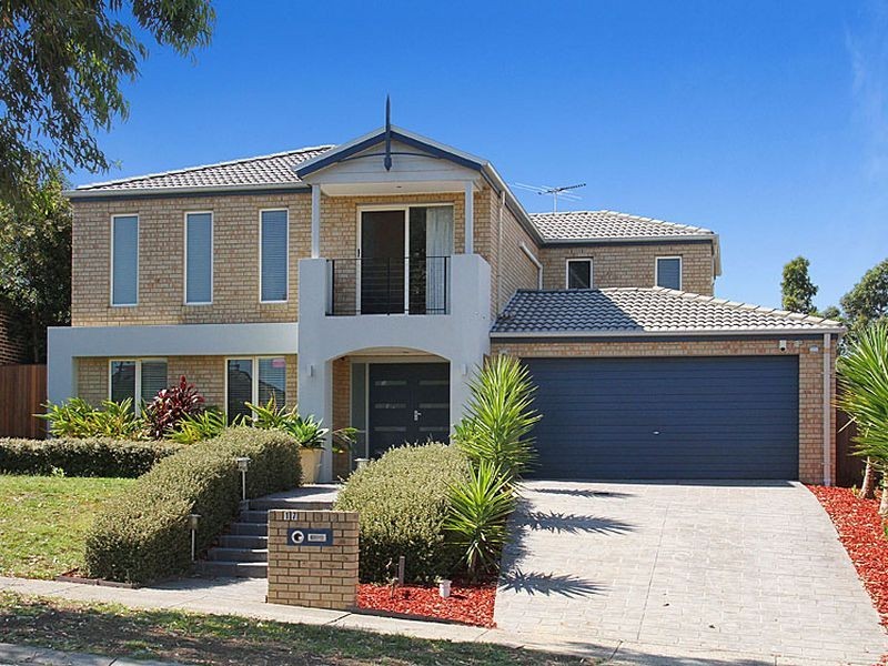 17 Thornholm Road, South Morang VIC 3752