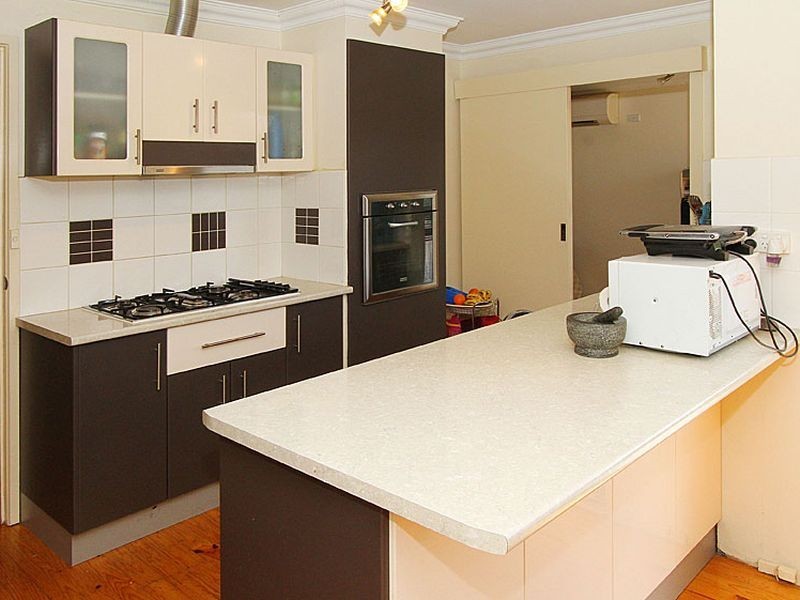 8 Redleap avenue, Mill Park VIC 3082