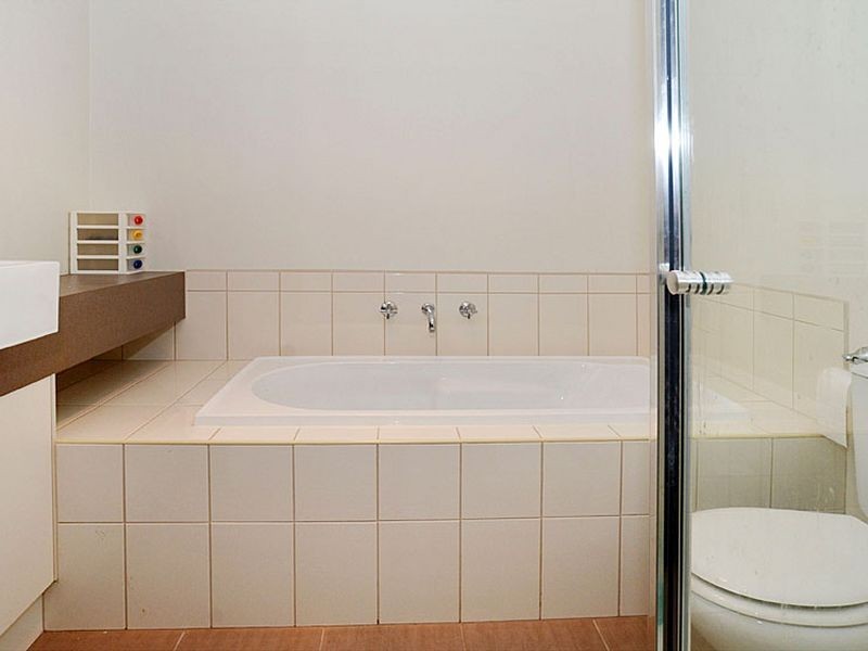 2/9 Hickling Road, Mernda VIC 3754