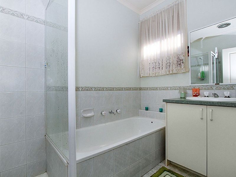 33 Kalman Road, Epping VIC 3076