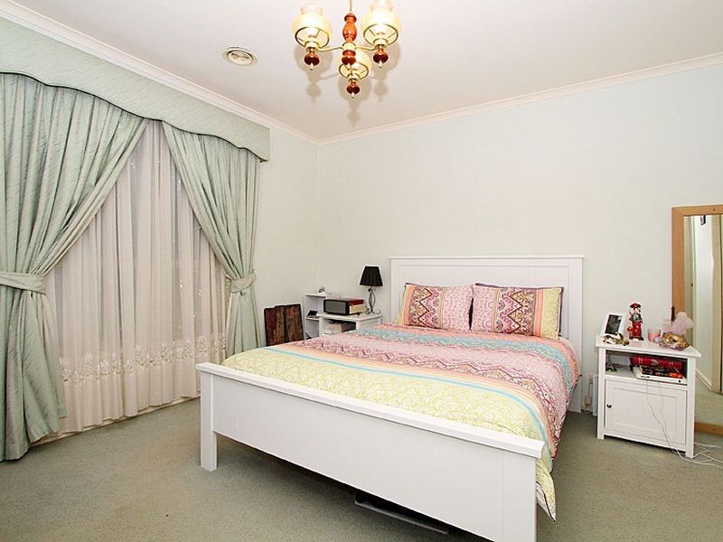 33 Kalman Road, Epping VIC 3076