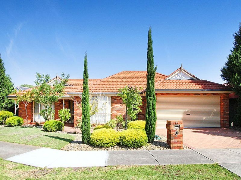 16 Twin River Drive, South Morang VIC 3752